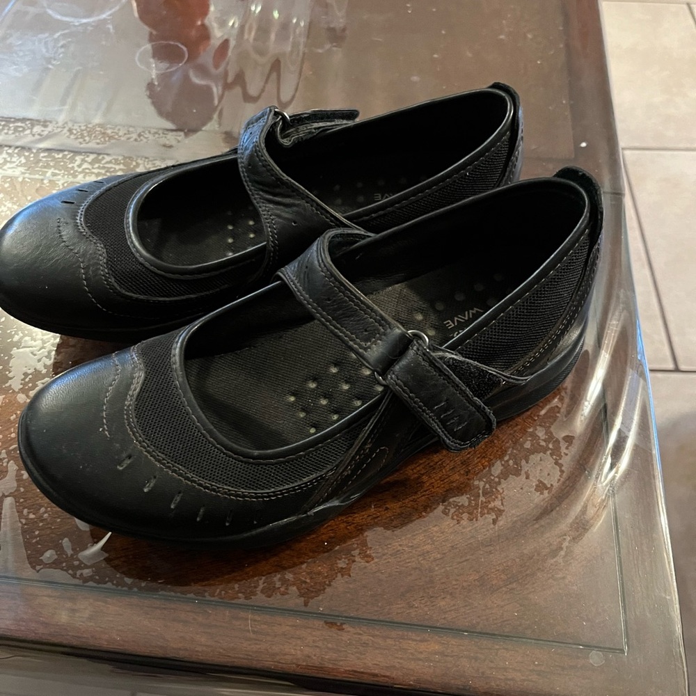 Clark’s Waves Shoes 6 Med